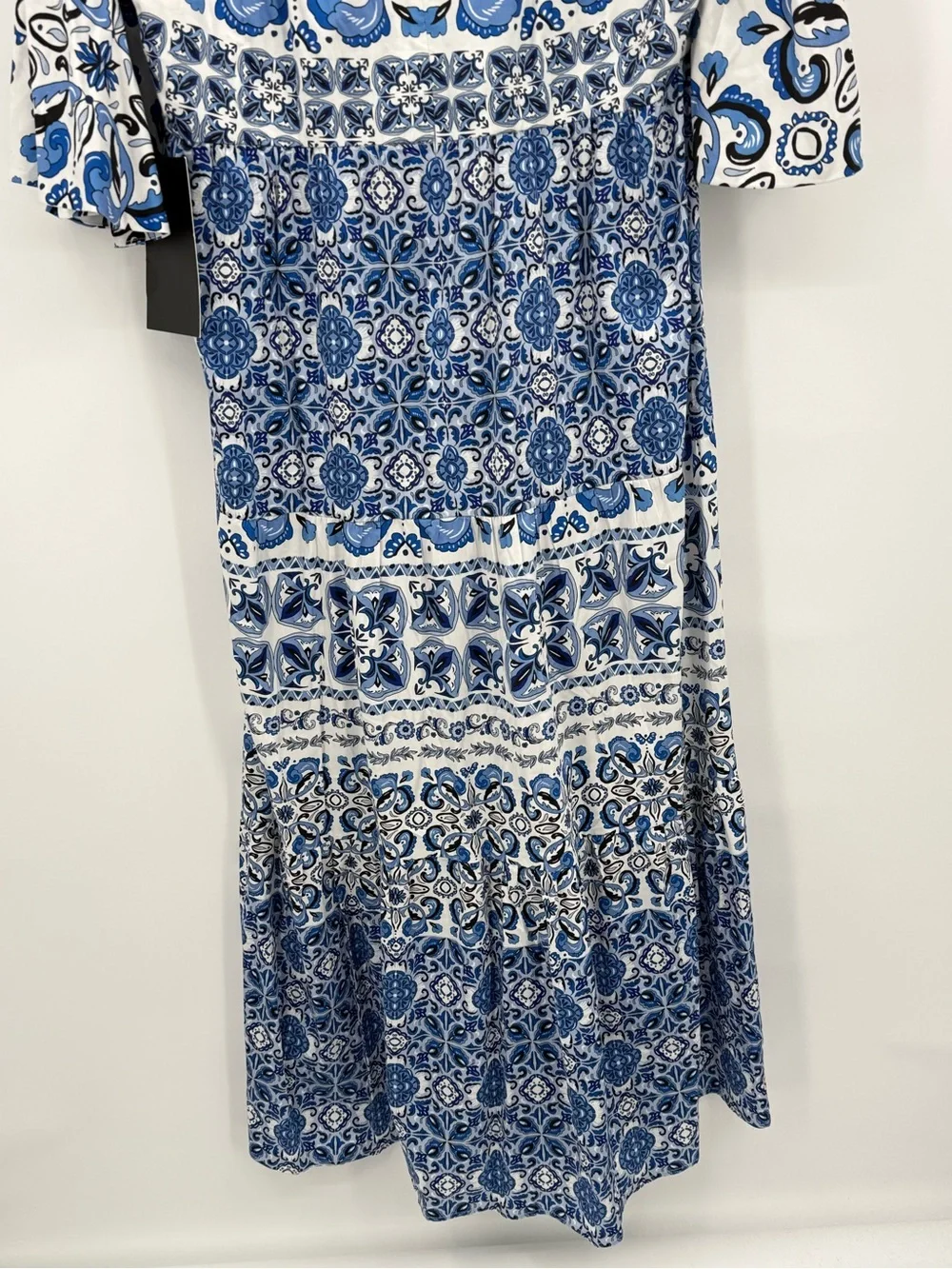 Tuckernuck Blue Majolica Tile Ginger Maxi Dress Flutter Sleeve Tiered XL NEW - Picture 10 of 15